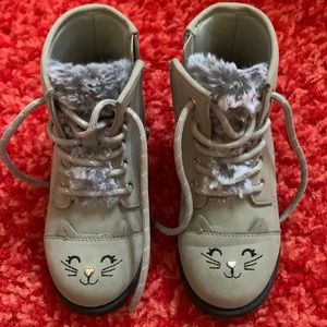 Girls winter boots with cat faces